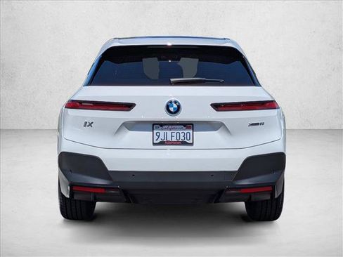Used 2024 BMW iX xDrive50 w/ Convenience Package AWD/4WD image 7