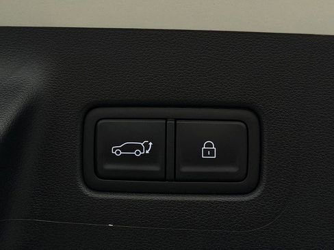 Certified 2025 Hyundai Santa Fe Limited image 29