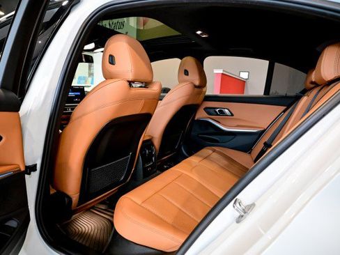 Used 2023 BMW 330i xDrive Sedan w/ Driving Assistance Package image 17