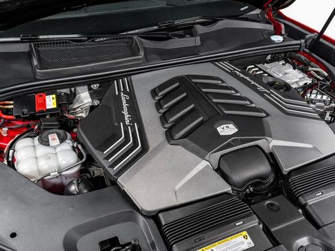 Used 2023 Lamborghini Urus S image 47