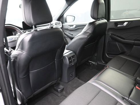 Certified 2025 Ford Escape ST-Line image 2