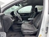 Used 2022 GMC Terrain SLE w/ Driver Convenience Package image 4