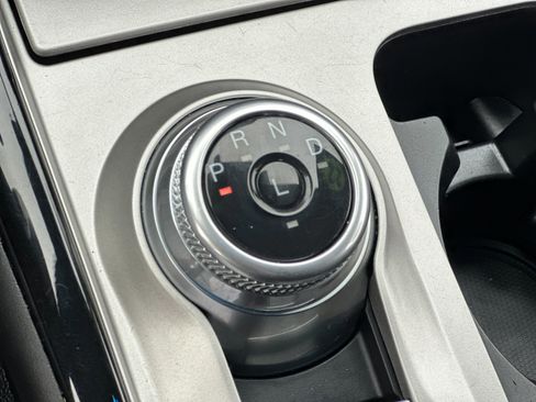 Certified 2022 Ford Explorer ST-Line image 24