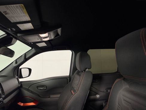 Used 2024 Nissan Frontier PRO-4X w/ Pro Convenience Package image 25