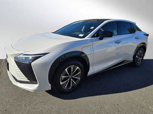 Used 2023 Lexus RZ 450e Premium w/ Technology Package image 7