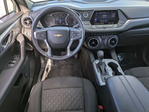 Used 2022 Chevrolet Blazer LT image 17
