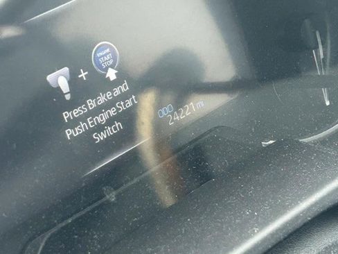 Used 2024 Toyota RAV4 XLE image 5