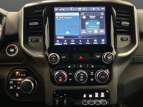 Used 2023 RAM 1500 Big Horn AWD/4WD image 12