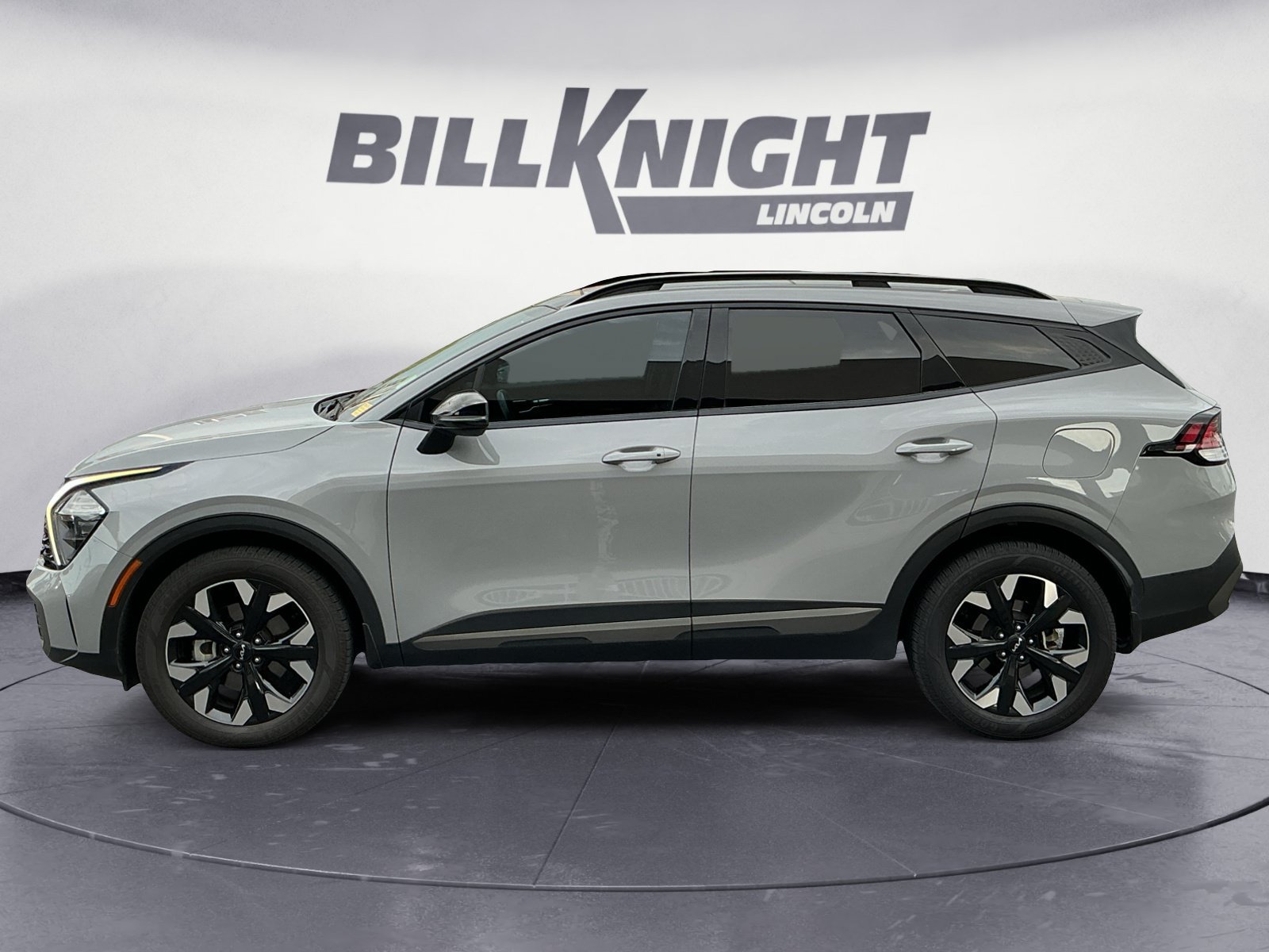 Used 2023 Kia Sportage X-Line w/ X-Line Premium Package AWD/4WD image 3