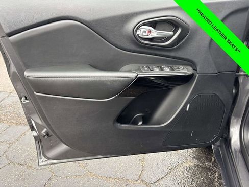 Used 2023 Jeep Cherokee Altitude Lux image 9