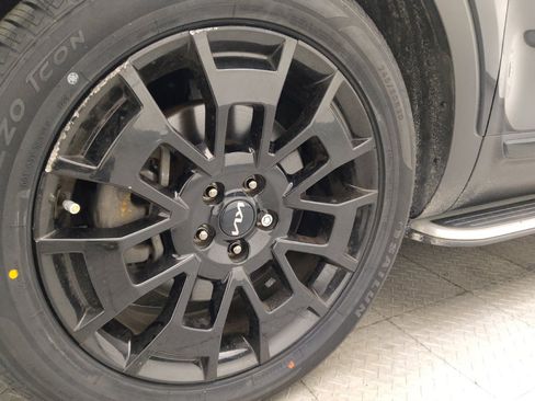 Used 2022 Kia Telluride SX w/ Nightfall Edition Package AWD/4WD image 31