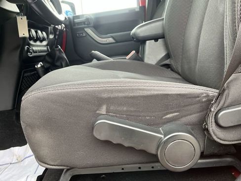 Used 2014 Jeep Wrangler Unlimited Sport w/ Quick Order Package 23S image 15