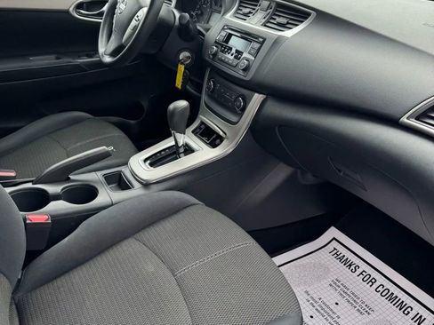 Used 2015 Nissan Sentra S image 18
