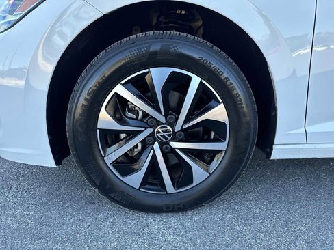 Used 2023 Volkswagen Jetta S image 12