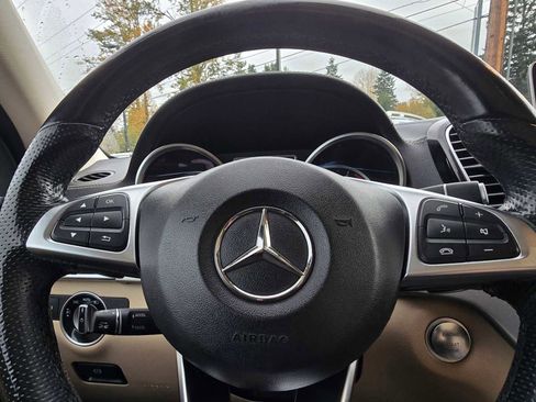 Used 2019 Mercedes-Benz GLE 43 AMG AMG GLE 43 image 28