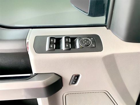 Used 2019 Ford F150 XLT w/ Equipment Group 301A Mid image 13