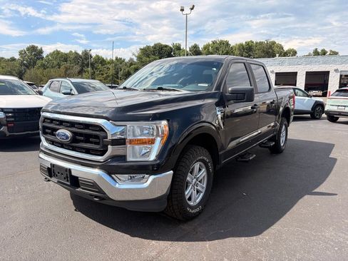 Used 2022 Ford F150 XLT AWD/4WD image 3