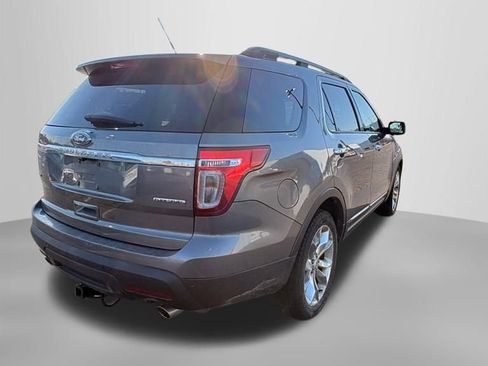 Used 2013 Ford Explorer XLT image 8