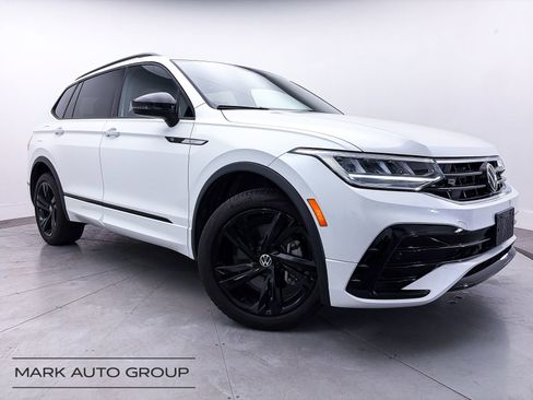Used 2024 Volkswagen Tiguan SE R-Line image 1