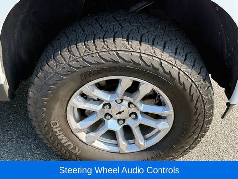Used 2023 Chevrolet Silverado 1500 RST AWD/4WD image 18