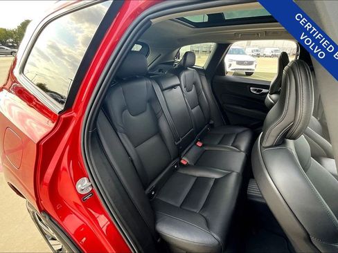 Certified 2024 Volvo XC60 T8 Core w/ Protection Package Premier image 34