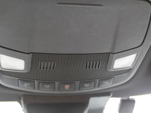 Used 2019 Ford F150 XLT image 25