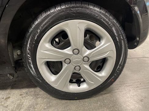 Used 2021 Chevrolet Spark LS image 10