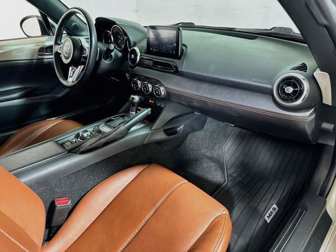 Used 2022 MAZDA MX-5 Miata RF Grand Touring RWD image 23
