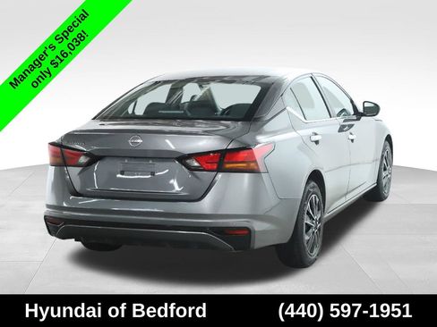 Used 2024 Nissan Altima 2.5 S FWD image 46