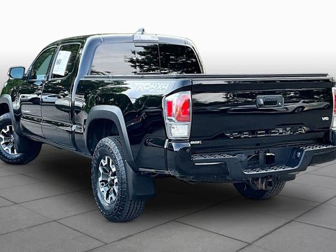 Used 2023 Toyota Tacoma TRD Off-Road w/ Technology Package AWD/4WD image 12