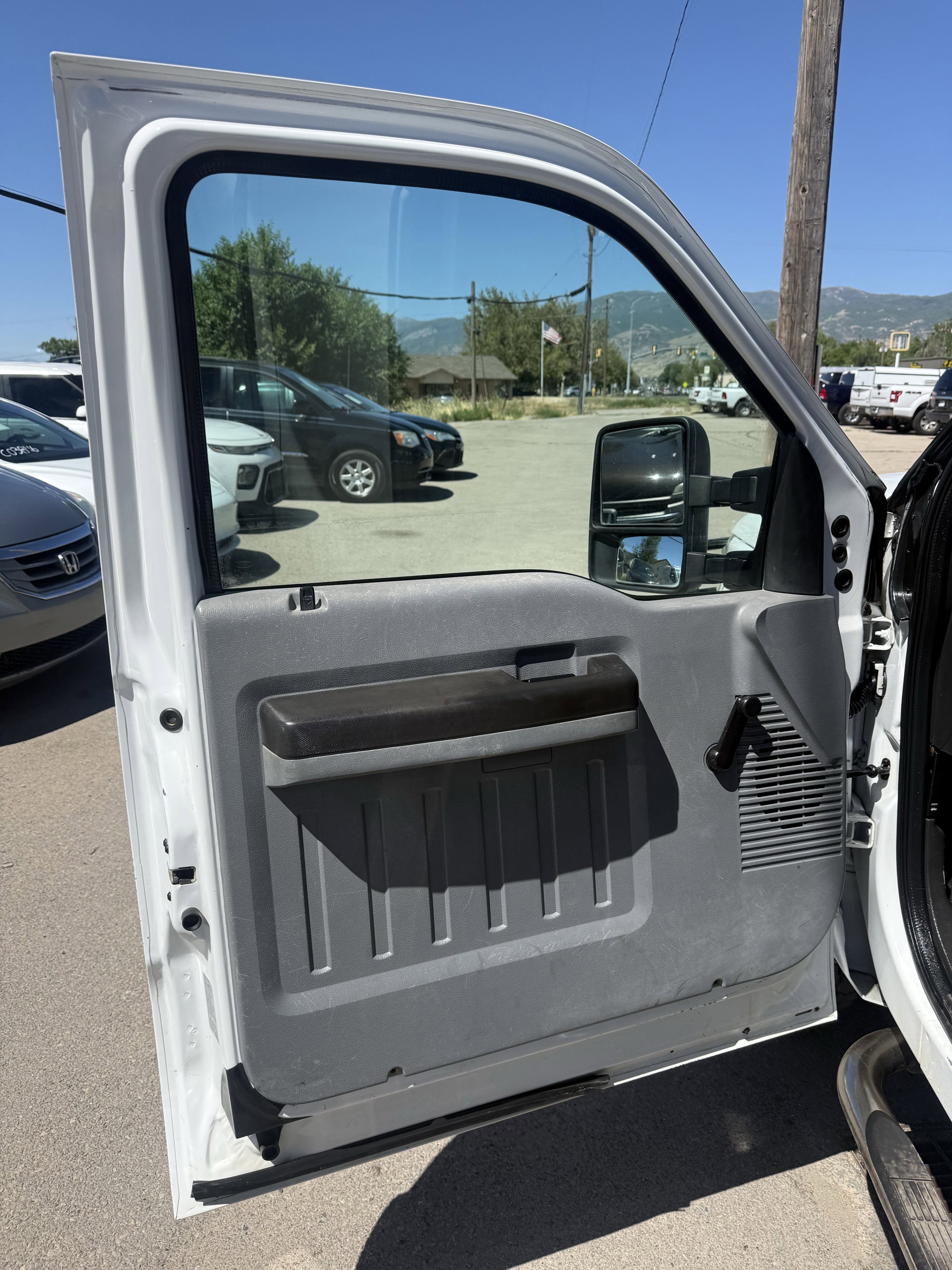 Used 2012 Ford F250 XL w/ Skid Plate Pkg AWD/4WD image 21