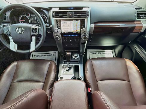 Used 2022 Toyota 4Runner Limited AWD/4WD image 15