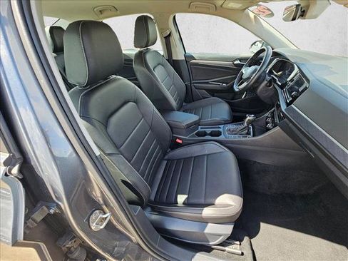 Used 2024 Volkswagen Jetta SE FWD image 19