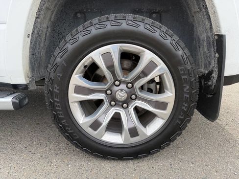 Used 2022 RAM 1500 Limited w/ Trailer Tow Group image 5