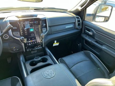 Used 2025 RAM 2500 Laramie image 15