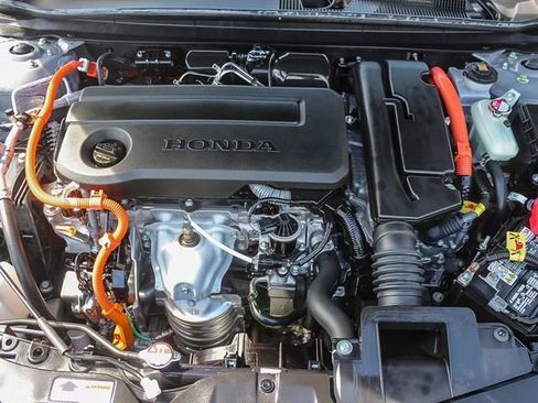 Used 2024 Honda Accord Sport image 39