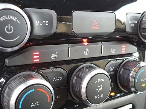 Used 2021 RAM 1500 Big Horn image 19