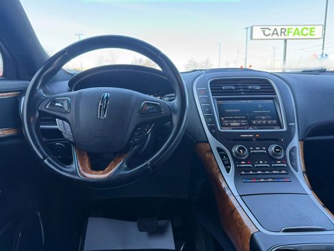 Used 2016 Lincoln MKX Reserve w/ Climate Package image 28