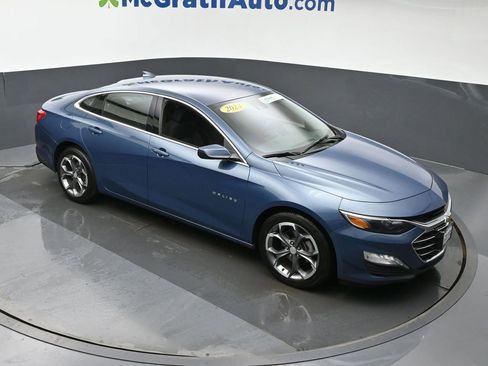 Used 2024 Chevrolet Malibu LT image 2