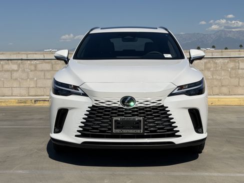 New 2026 Lexus RX 450h AWD w/ Convenience Package image 3