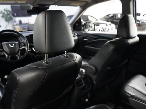 Used 2019 Honda Pilot Elite image 21