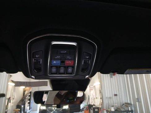 New 2026 Jeep Grand Cherokee L Limited image 16