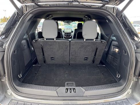 Used 2025 Ford Explorer ST-Line image 33