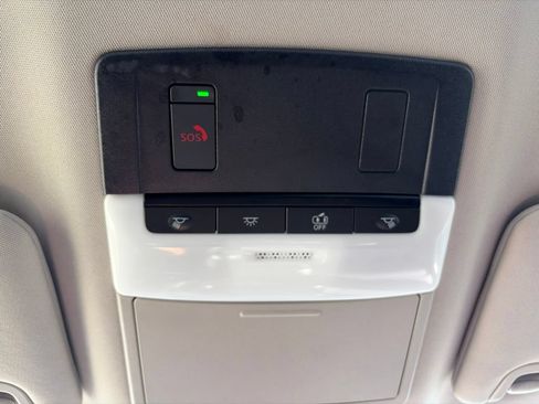 Used 2025 Nissan Altima 2.5 SV FWD image 20