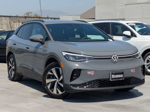 Used 2023 Volkswagen ID.4 Pro RWD image 31