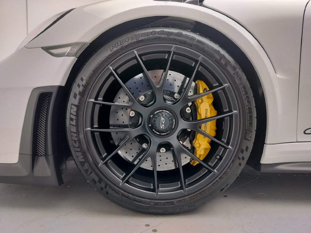 Used 2018 Porsche 911 GT2 RS RWD image 24