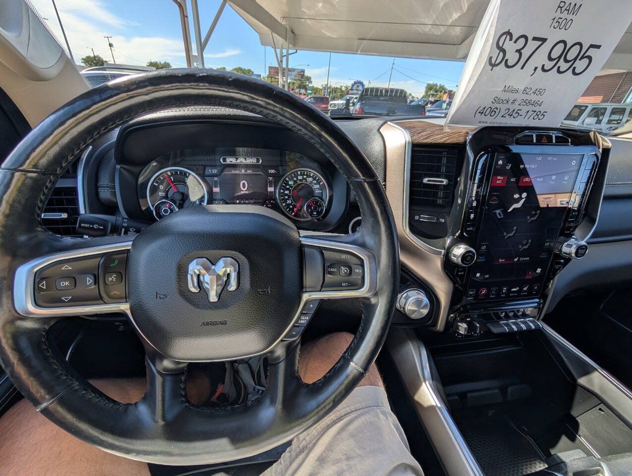 Used 2020 RAM 1500 Laramie AWD/4WD image 12