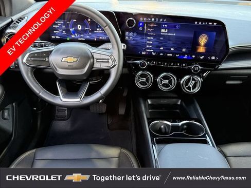 Used 2024 Chevrolet Blazer EV LT AWD/4WD image 12