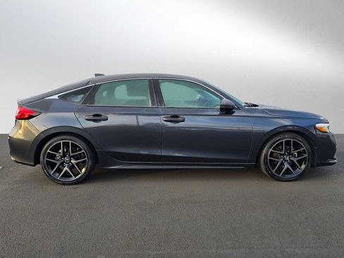 Used 2022 Honda Civic Sport Touring image 2