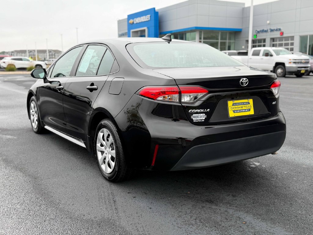 Used 2024 Toyota Corolla LE FWD image 9